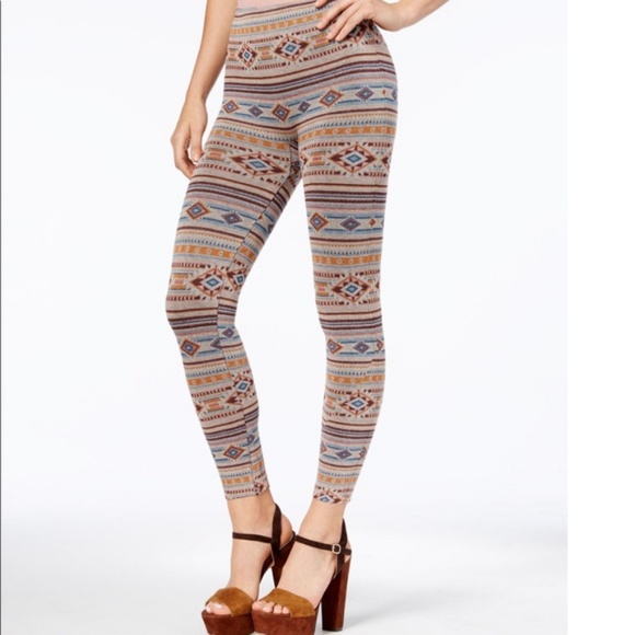 First Looks Pants - Barely Worn Geo Print Tribal Leggings Medium